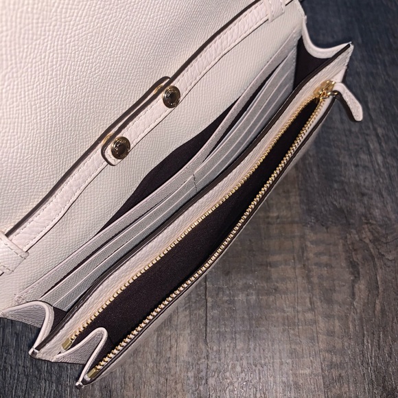 COACH White & Gold Convertible Crossbody/Wallet - Picture 3 of 6